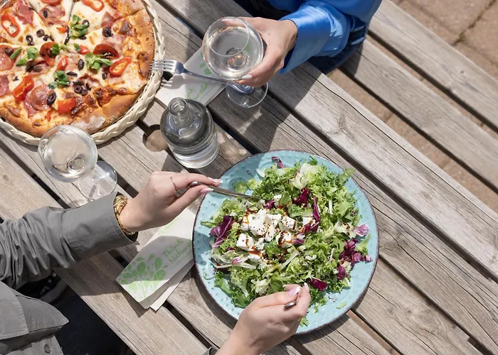 Foresta In Medias Mores 트리폴리스